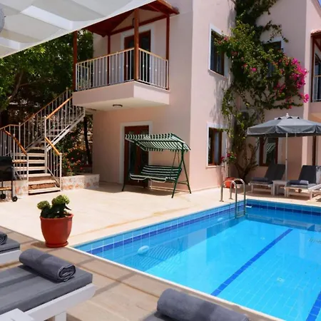 3 Bedroom - 6156 *